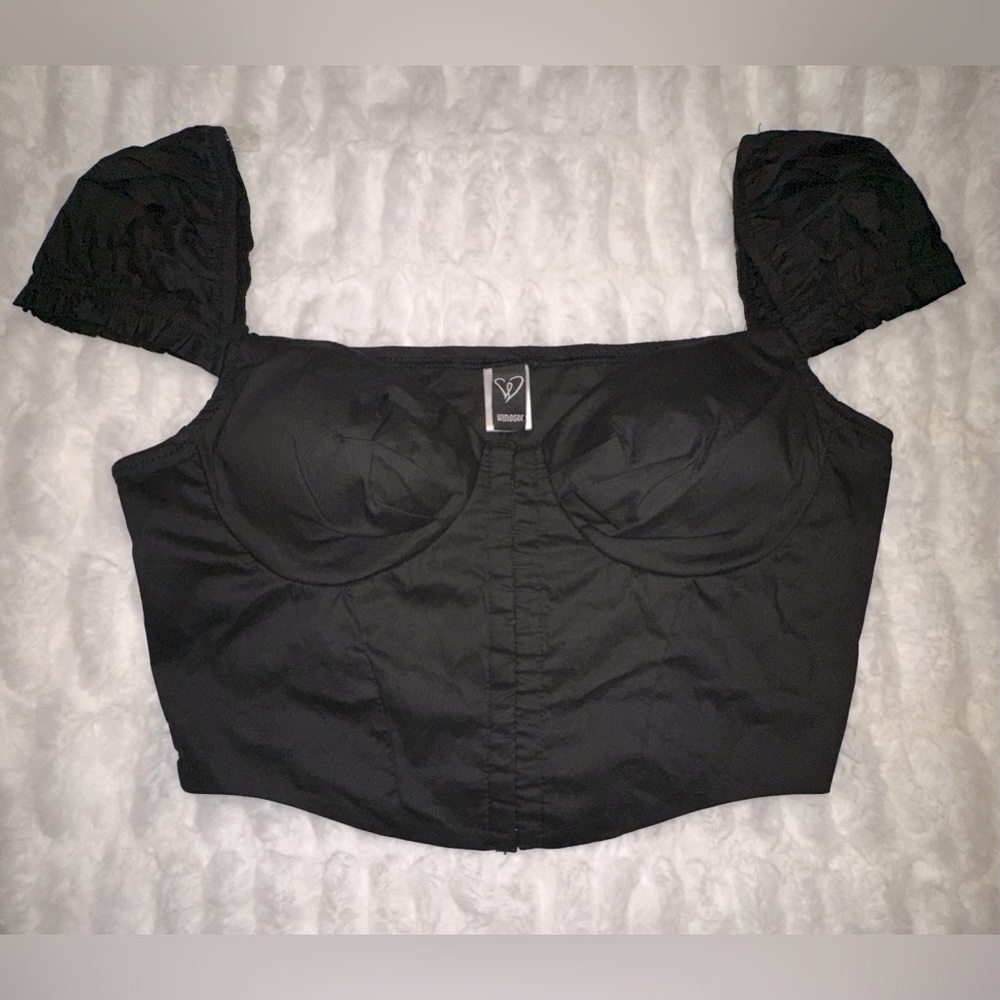 🌟BRAND NEW, W/TAGS!!🌟 Short sleeve, bra top, crop top, button up
